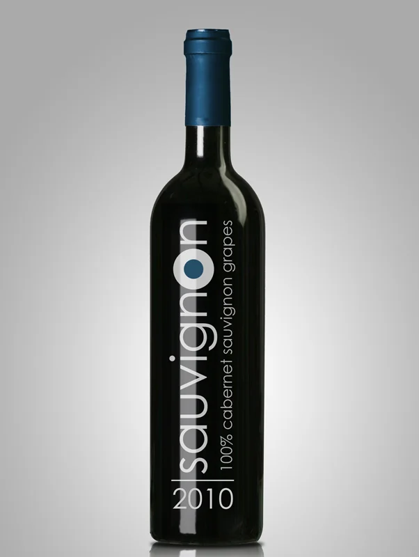 Staccato wine bottle